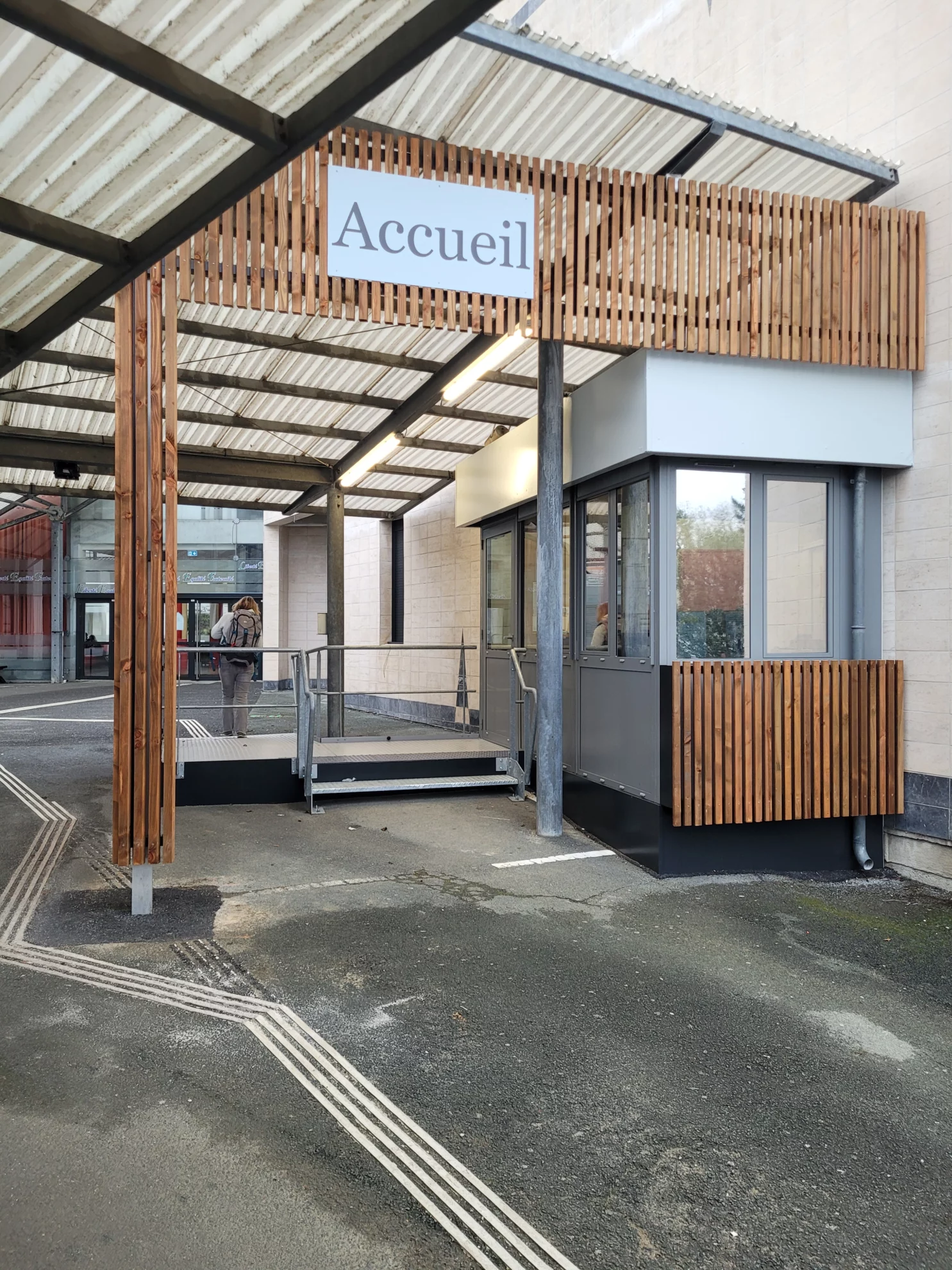 accessibilité PMR lycée Niort
